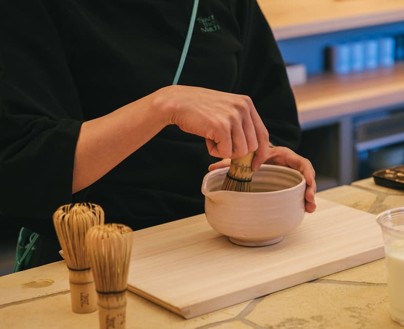 Matcha Tea Benefits, How to Choose, and Best Uses