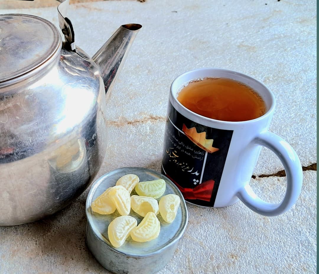 Morning Metabolism Tea: Cayenne, Lemon, Ginger Mix