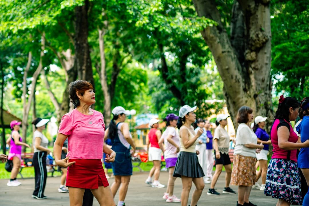 Ozempic vs Natural Weight Loss for Women Over 40